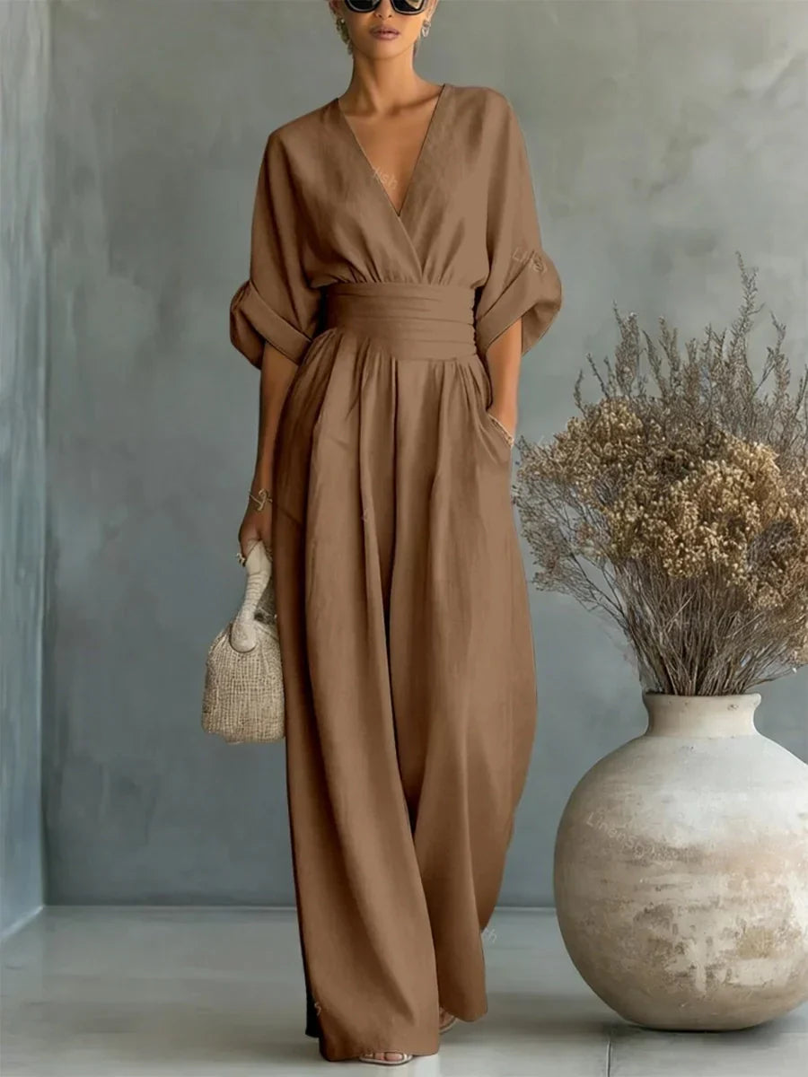 Mono elegante con cuello en V y cintura alta