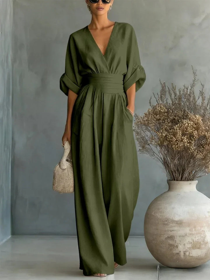 Mono elegante con cuello en V y cintura alta